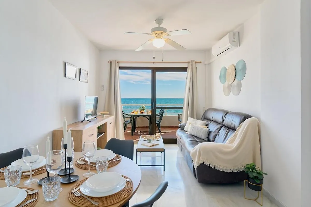 Rose I Vistas And Direct Access To The Sea Mijas Costa Apartamento Málaga 0*,
